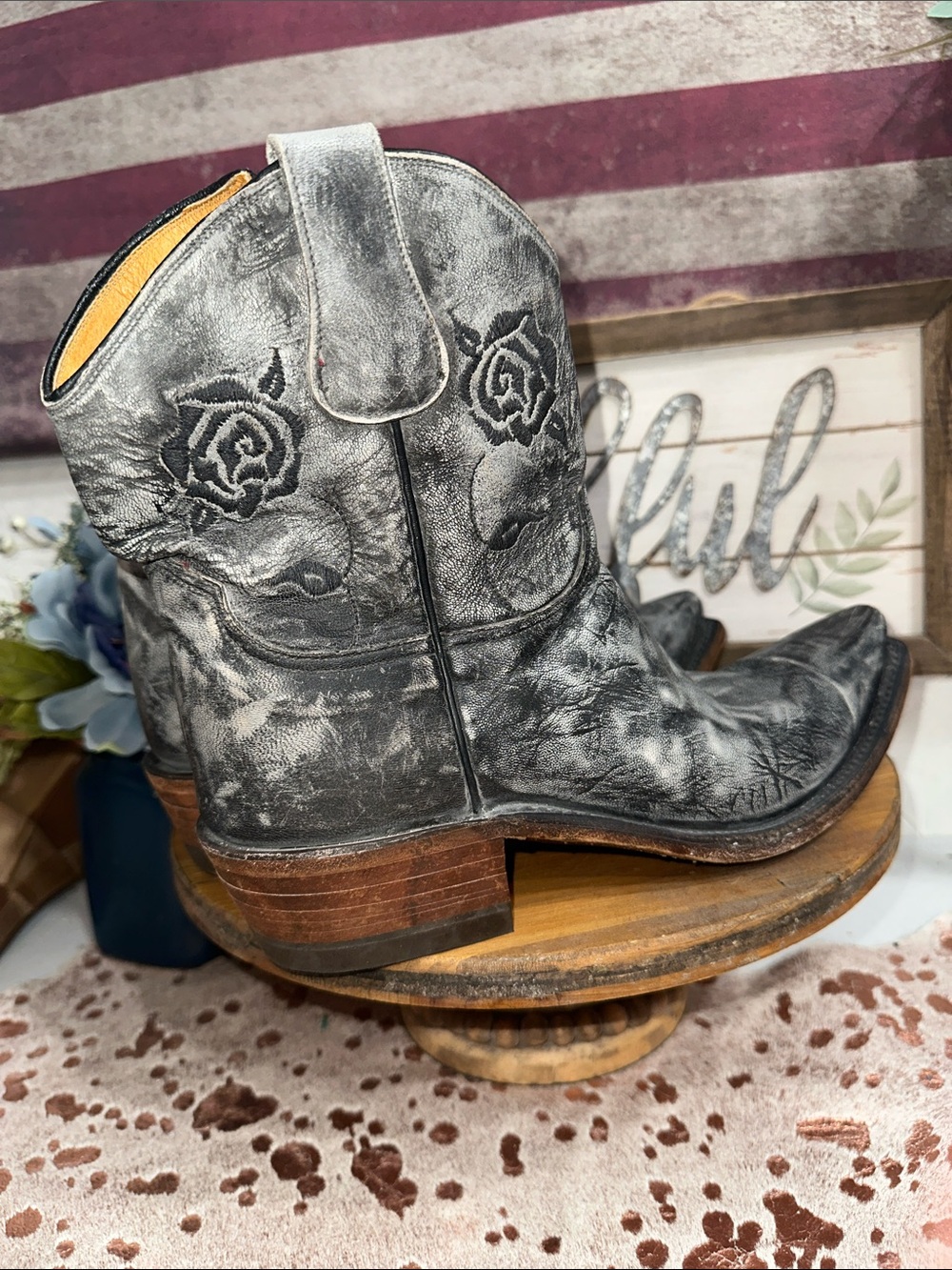 Lucchese Black Distressed Leather Floral Embroidered Ankle Booties - Picture 2 of 11